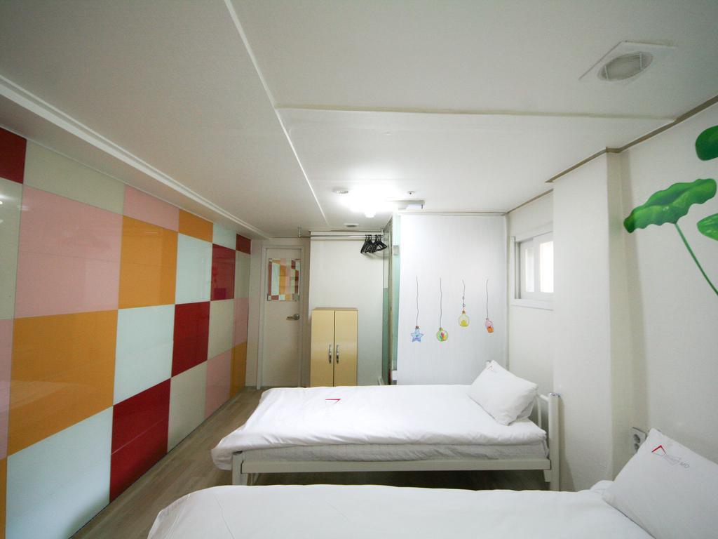 Guesthouse Myeongdong Seoul Room photo