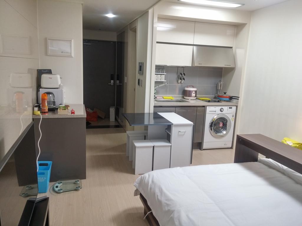 Guesthouse Myeongdong Seoul Exterior photo