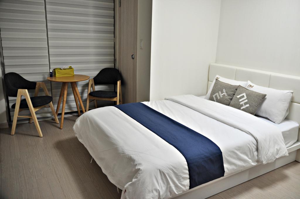 Guesthouse Myeongdong Seoul Exterior photo