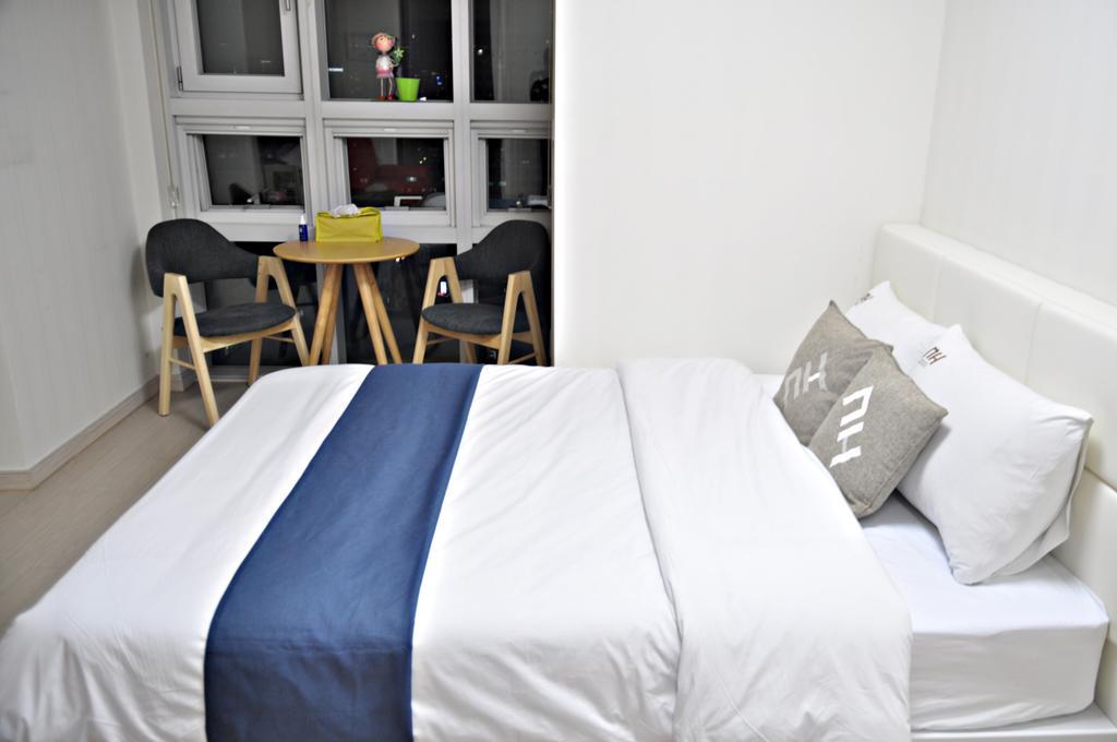Guesthouse Myeongdong Seoul Exterior photo